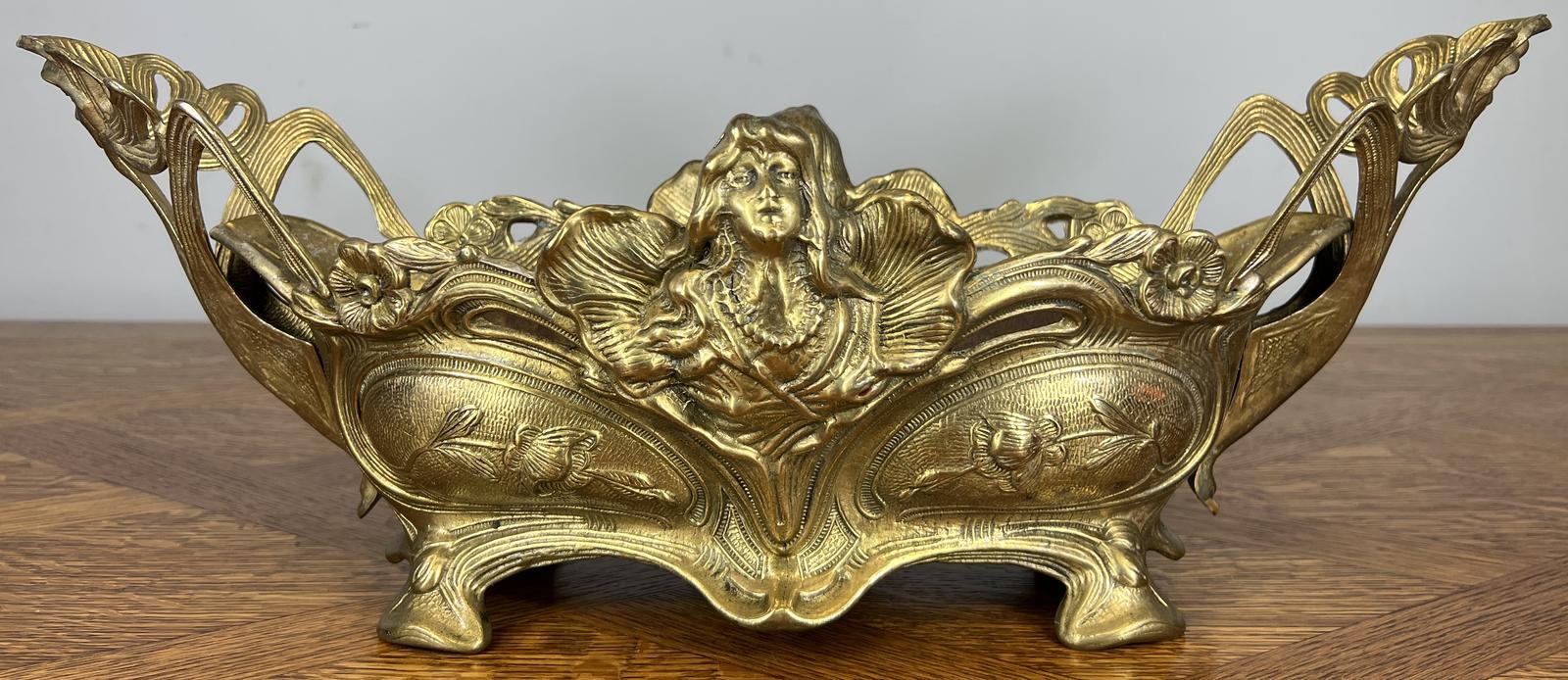 1930s Jardinieres - main image