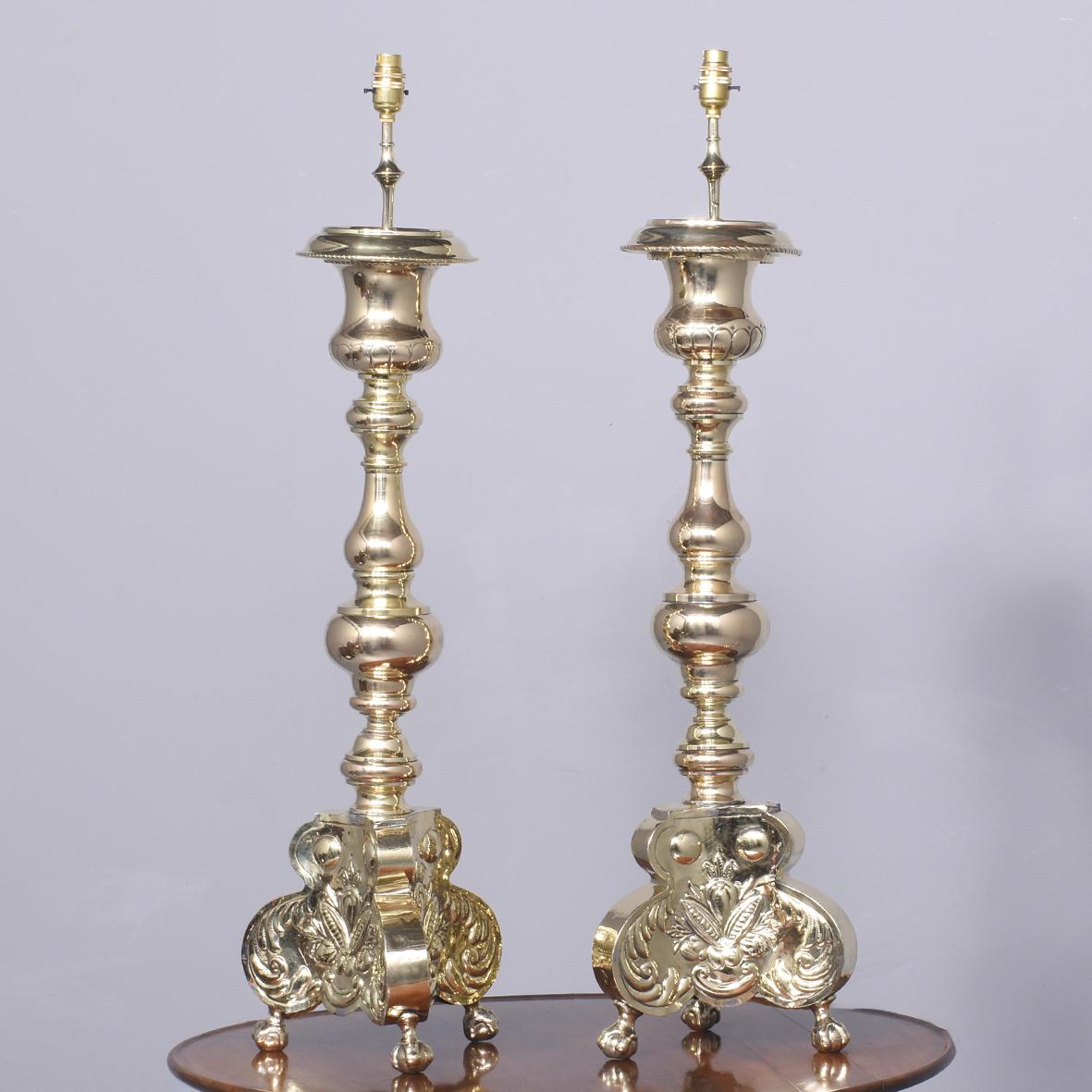 Massive Pair of Baroque Style Italian Lamps (1 of 7) Massive Pair of Baroque Style Italian Lamps (1 of 7)