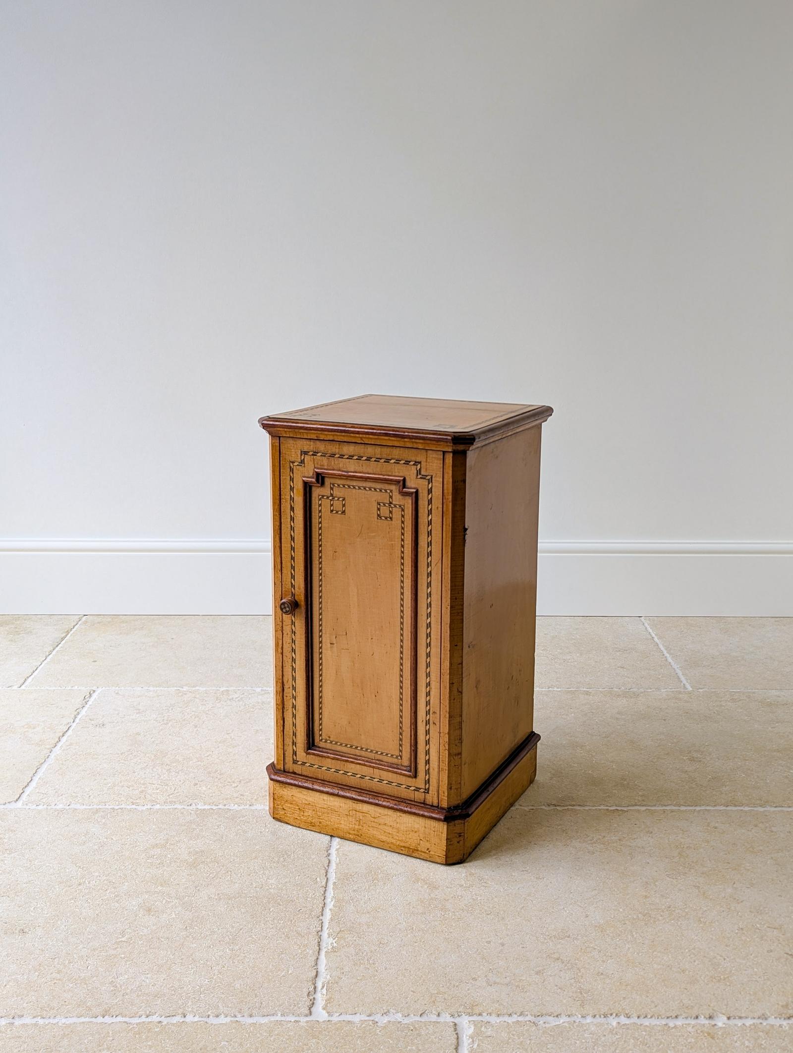 Antique Aesthetic Movement Satin Birch and Walnut Bedside Cabinet c.1890 (1 of 14)