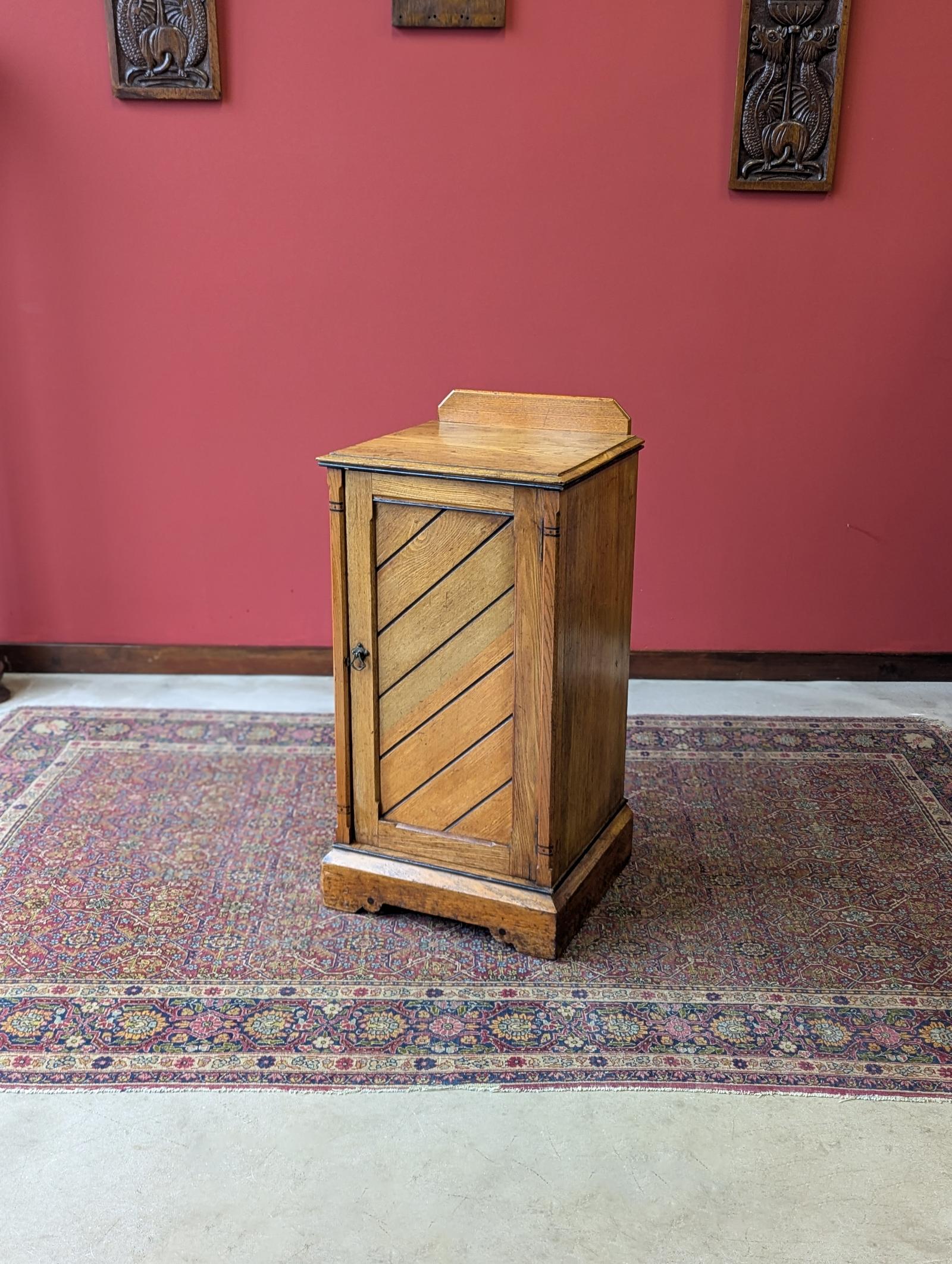 Victorian Aesthetic Movement Ash Pot Cupboard Bedside (1 of 10) Victorian Aesthetic Movement Ash Pot Cupboard Bedside (1 of 10)