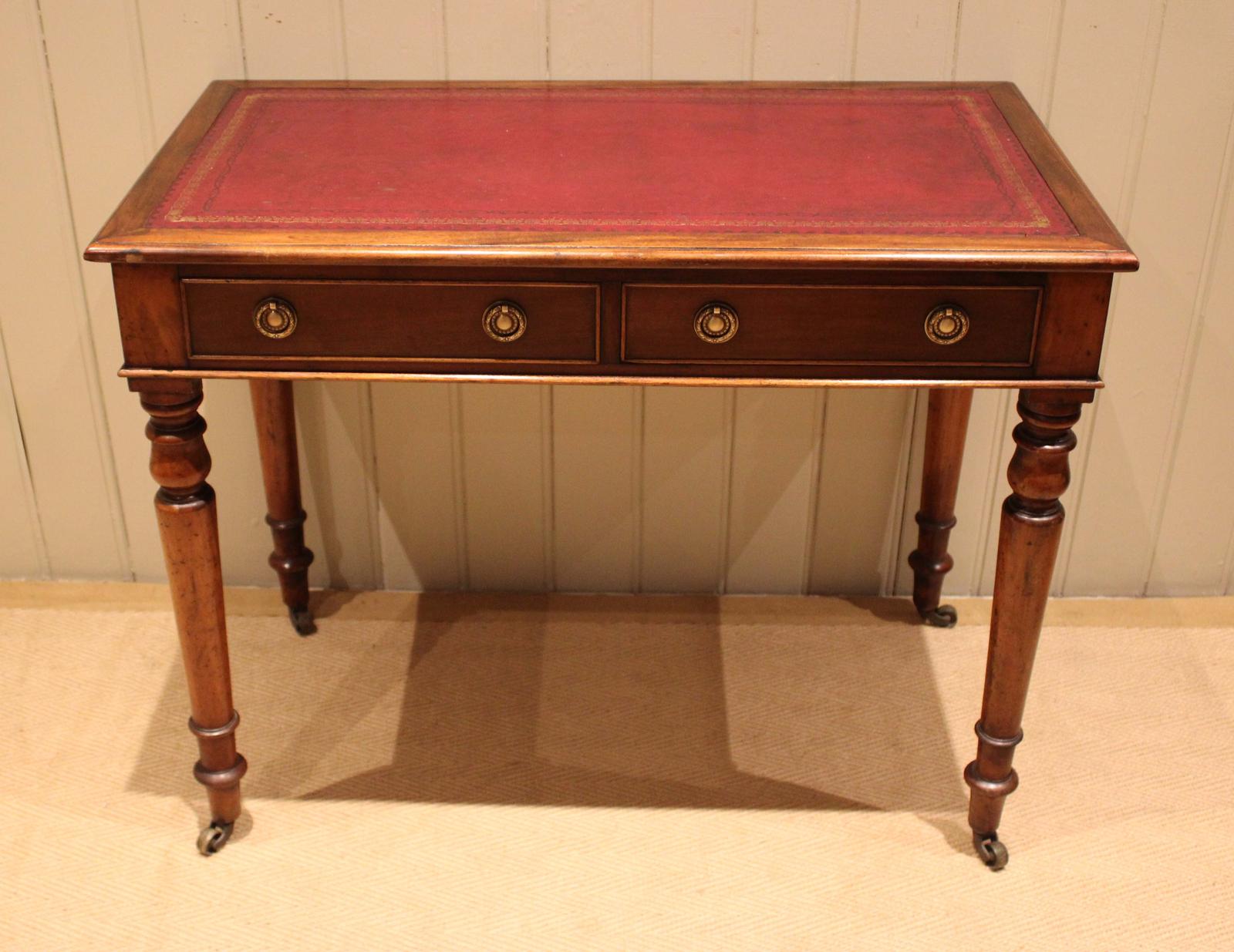 Late 19th Century Mahogany Writing Desk (1 of 8) Late 19th Century Mahogany Writing Desk (1 of 8)