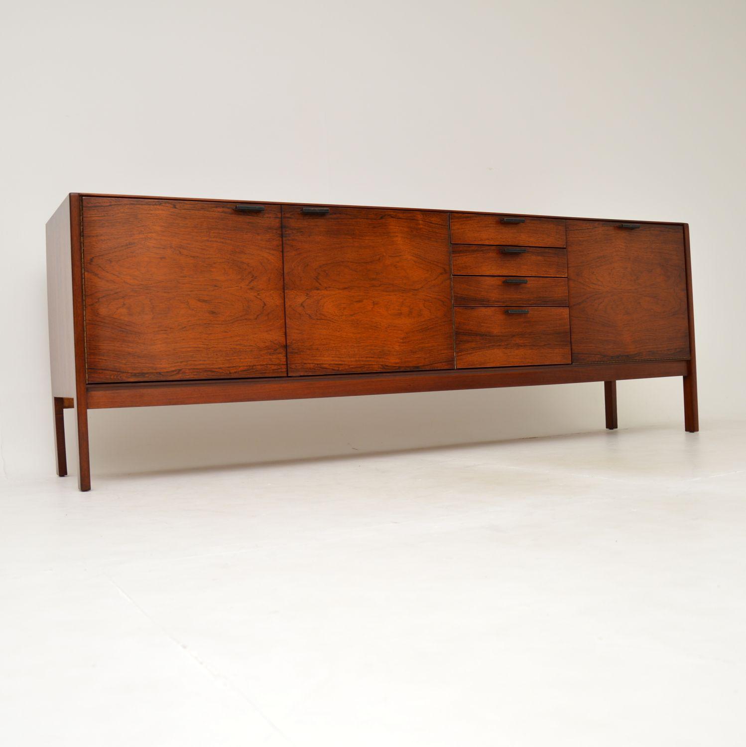 1960's Vintage Rosewood & Leather Sideboard (1 of 14) 1960's Vintage Rosewood & Leather Sideboard (1 of 14)