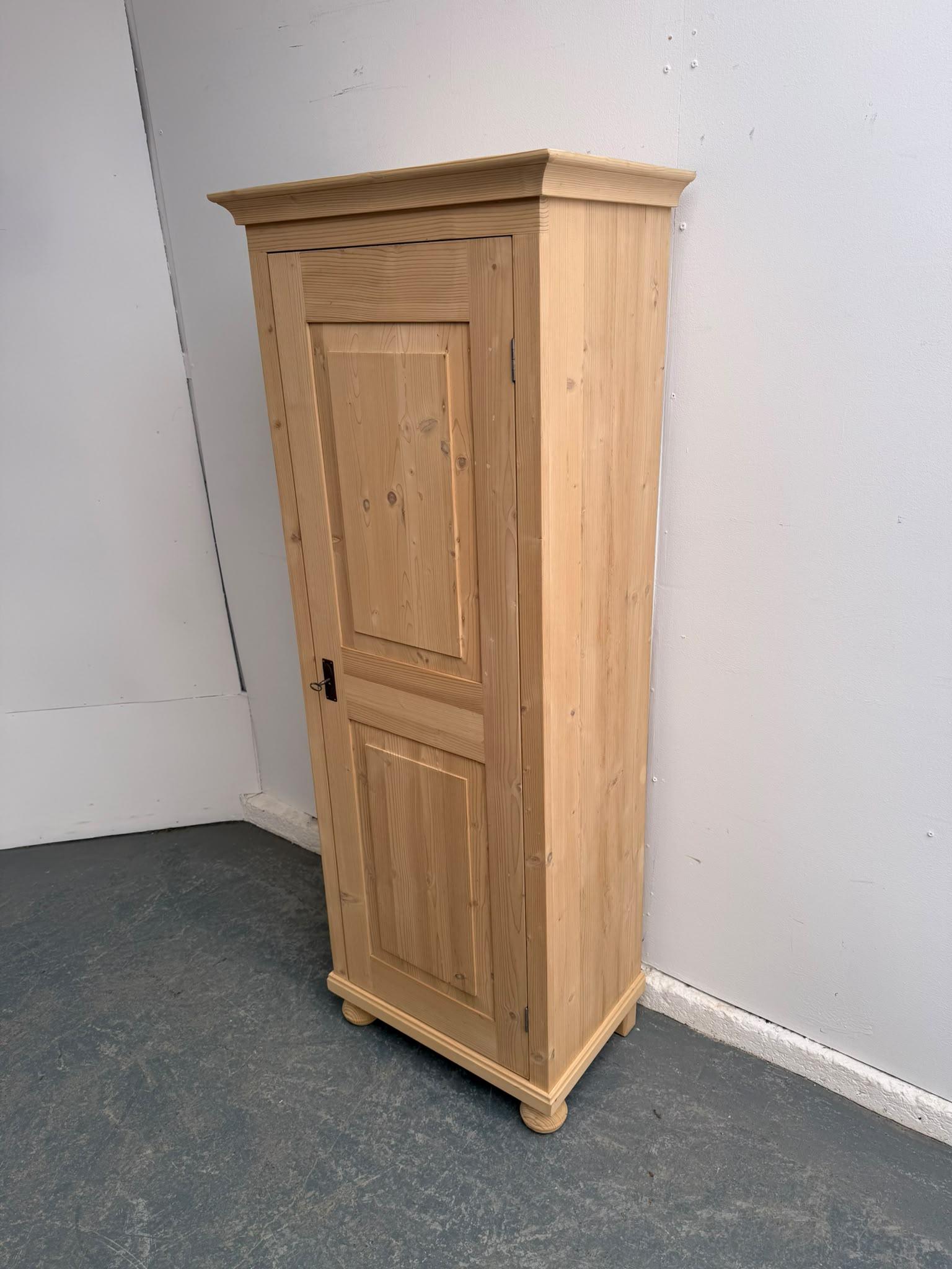 Cracking Antique Pine 1 Door Fielded Panel Shallow Cupboard to wax / paint (1 of 9) Cracking Antique Pine 1 Door Fielded Panel Shallow Cupboard to wax / paint (1 of 9)
