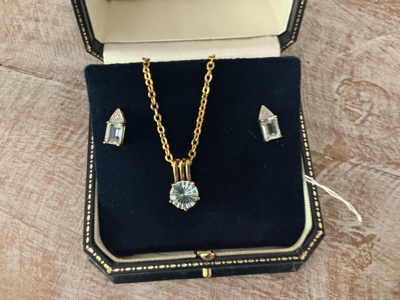 9ct Gold Aquamaire Pendent & Earrings on Chain (1 of 3) 9ct Gold Aquamaire Pendent & Earrings on Chain (1 of 3)