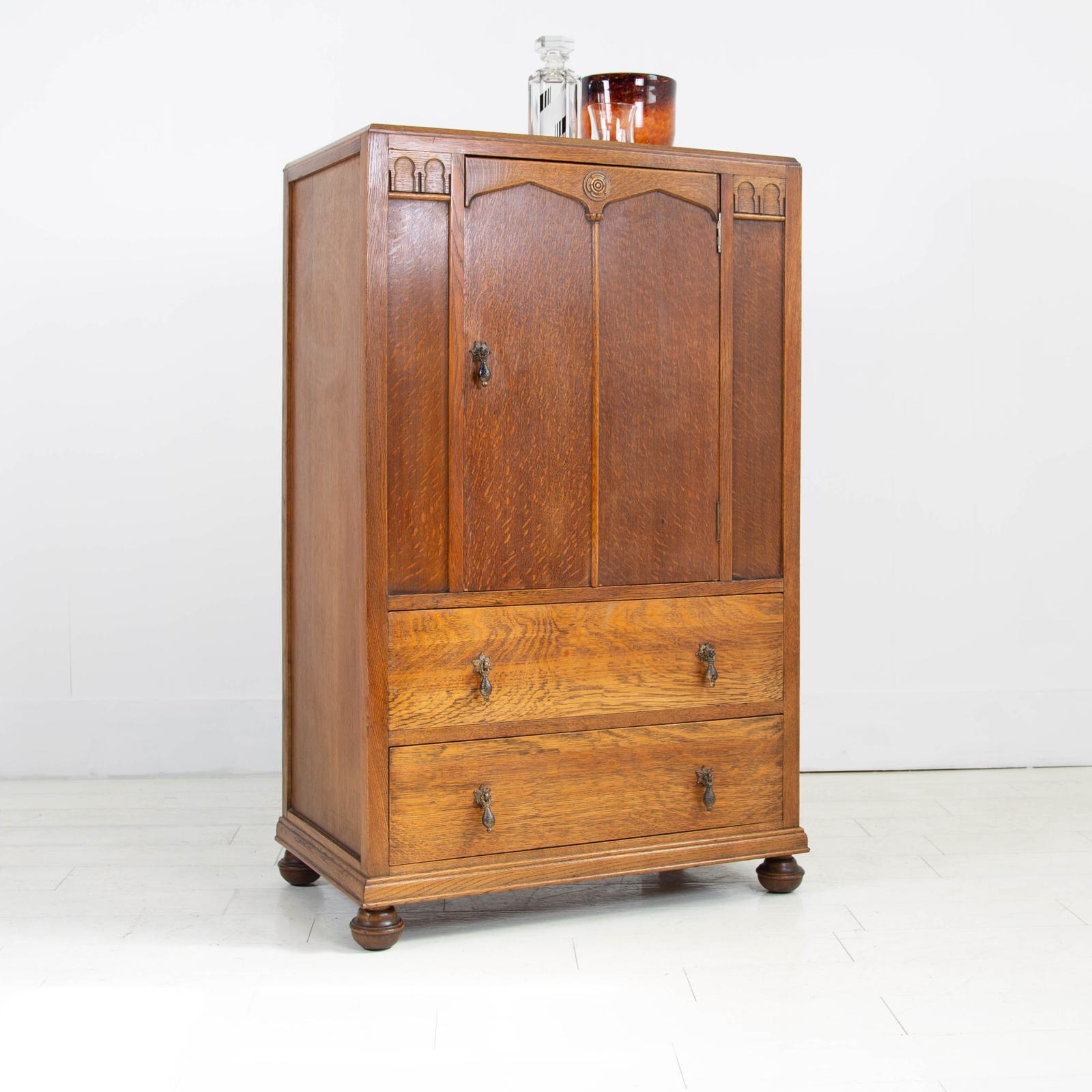 English Oak 2 Drawer Oak Tallboy Cabinet c.1920 (1 of 14) English Oak 2 Drawer Oak Tallboy Cabinet c.1920 (1 of 14)