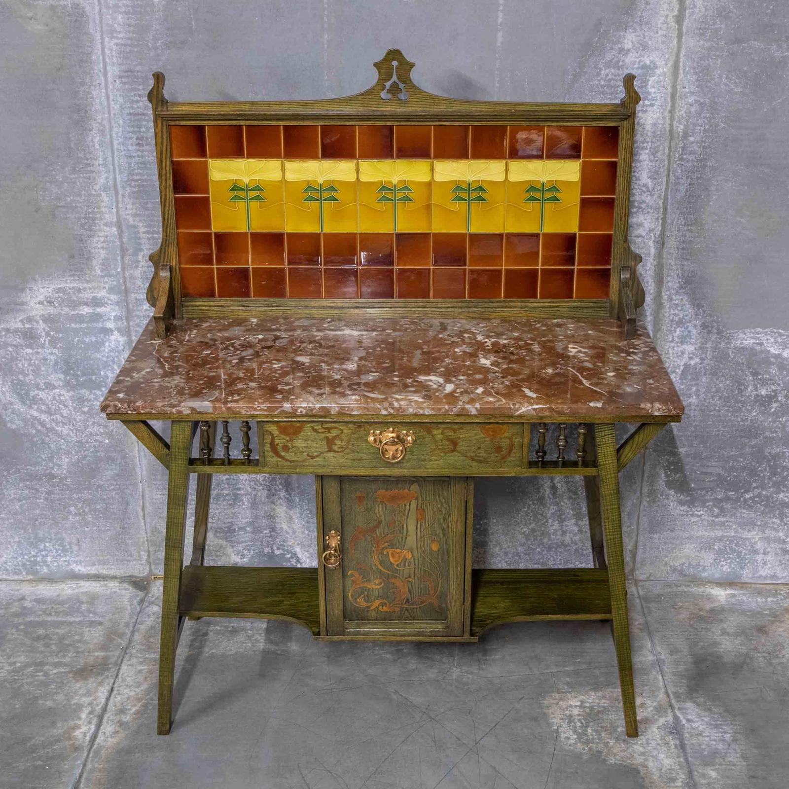 Victorian Washstand (1 of 17)
