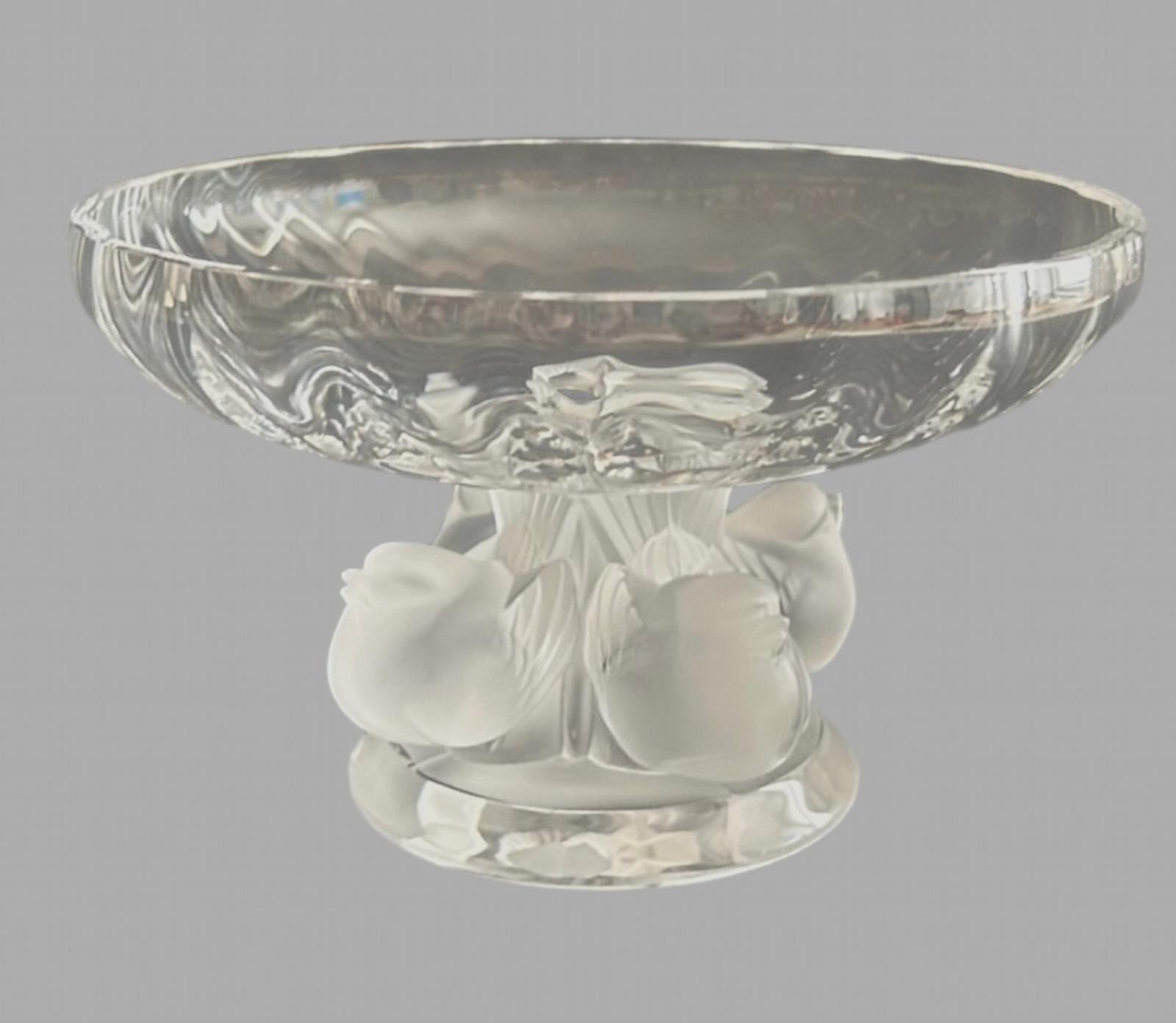 Lalique Crystal Nogent Footed Bowl (1 of 4)