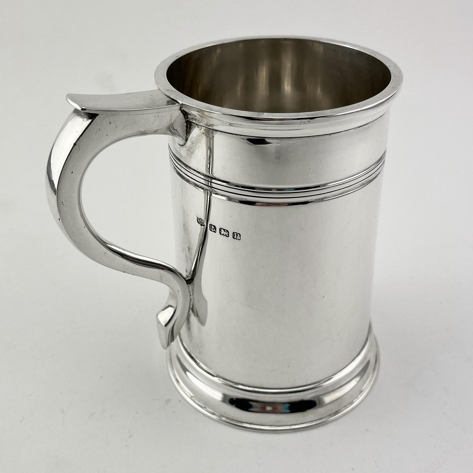 Superb Quality Sterling Silver Pint Mug (1 of 6) Superb Quality Sterling Silver Pint Mug (1 of 6)