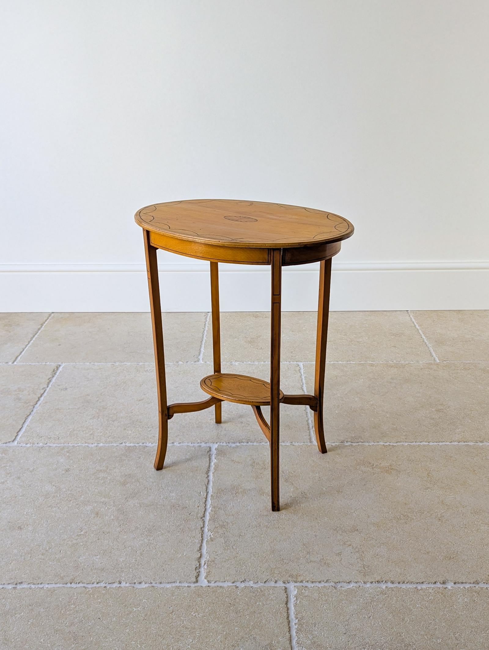Antique Edwardian Satinwood Oval Occasional Table c.1900 (1 of 19) Antique Edwardian Satinwood Oval Occasional Table c.1900 (1 of 19)