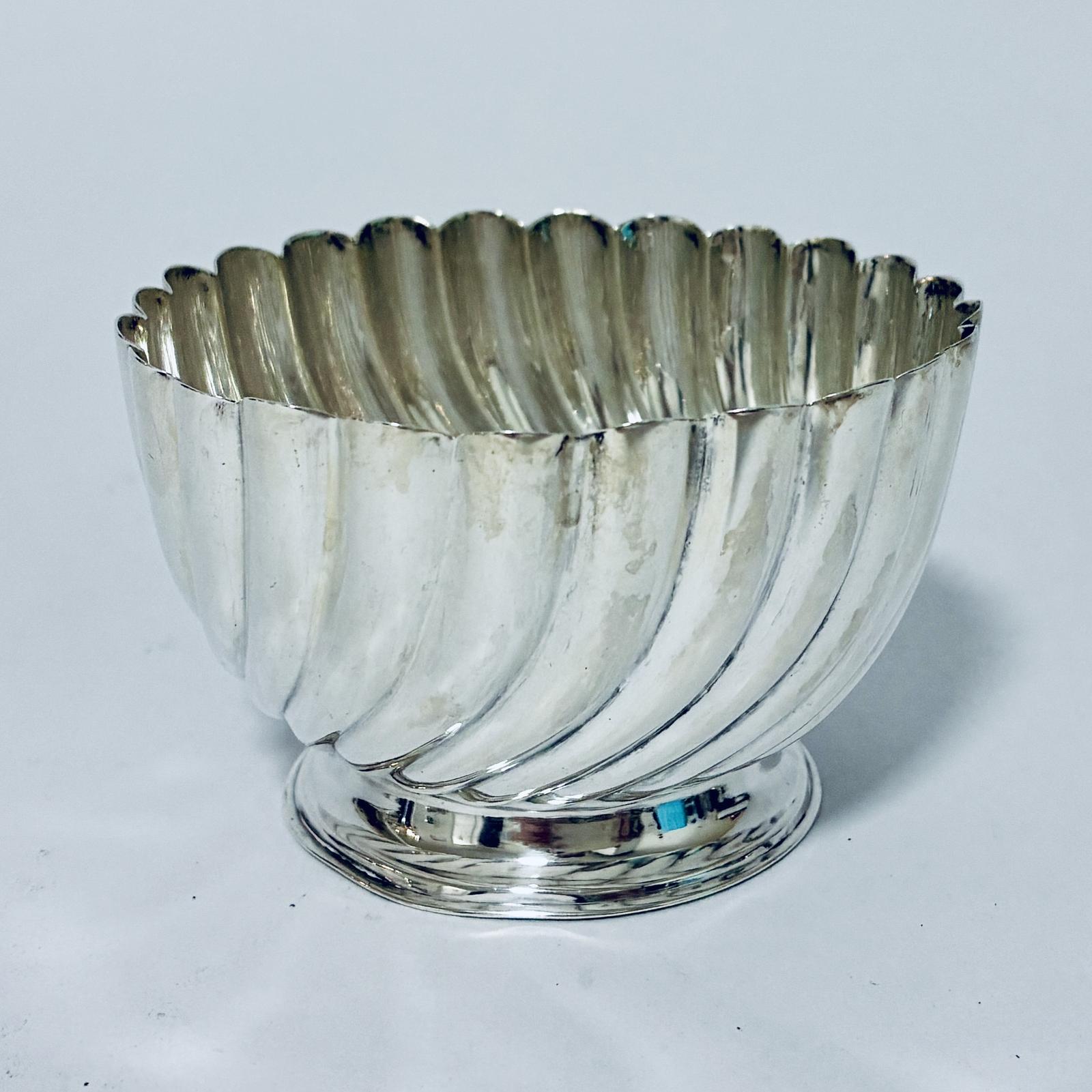 Antique Silver Bowl (1 of 6) Antique Silver Bowl (1 of 6)