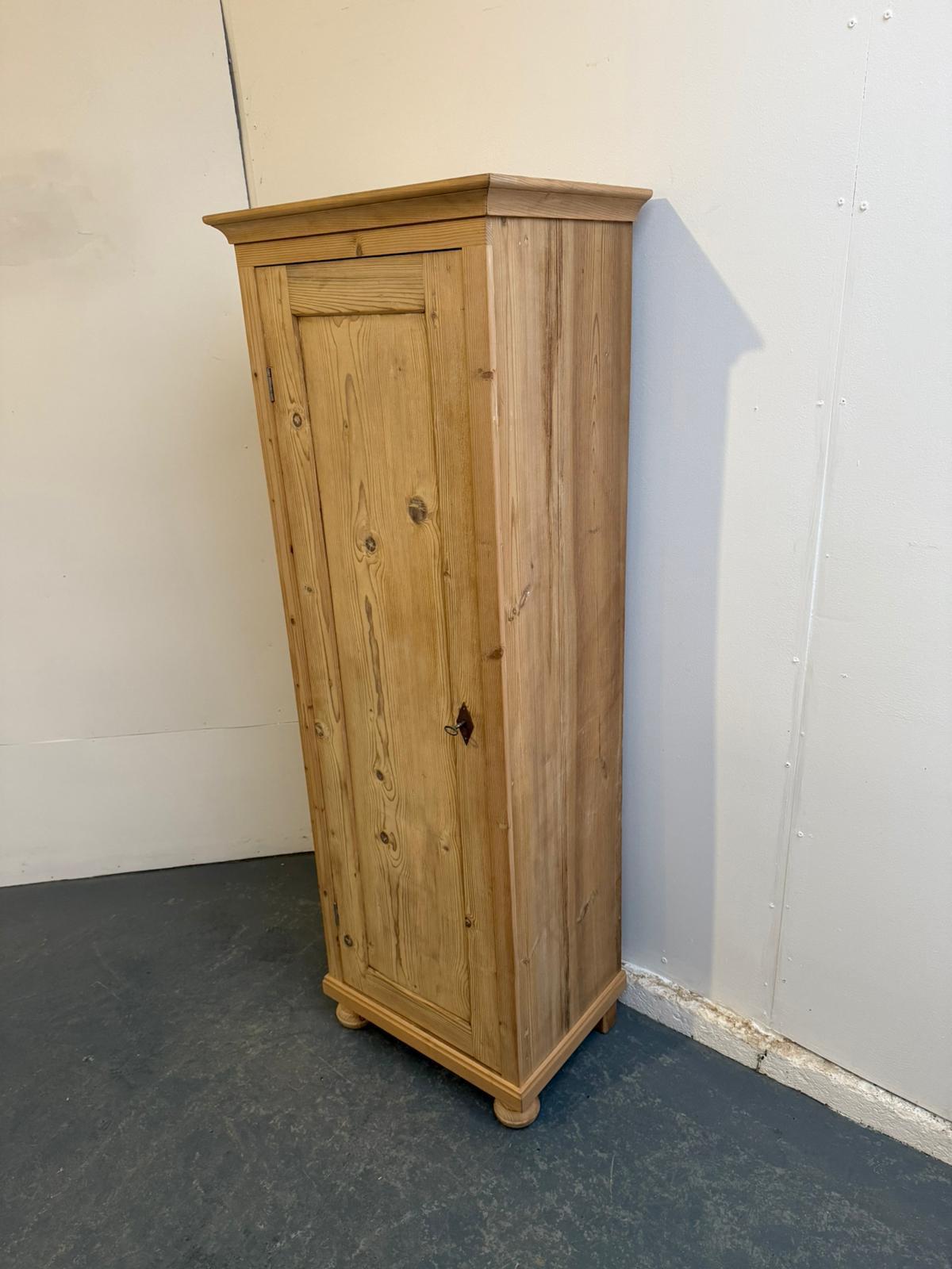 A Cracking Small Antique / Old Pine Narrow Bathroom Cupboard to Wax/paint (1 of 8)