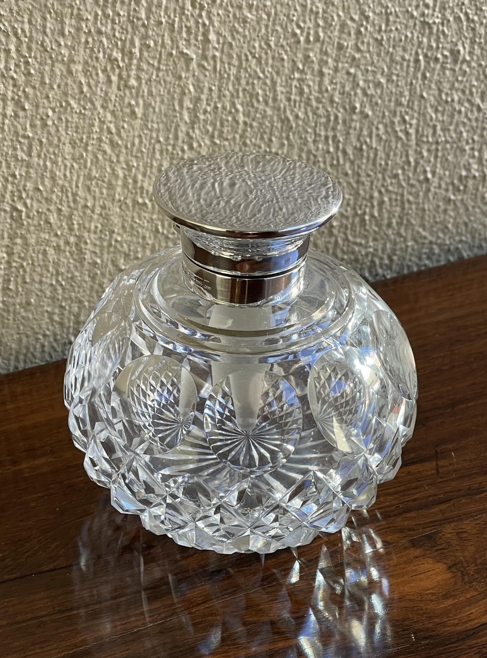 George V Silver Scent Bottle with Rare Dabber - 1919 (1 of 7)