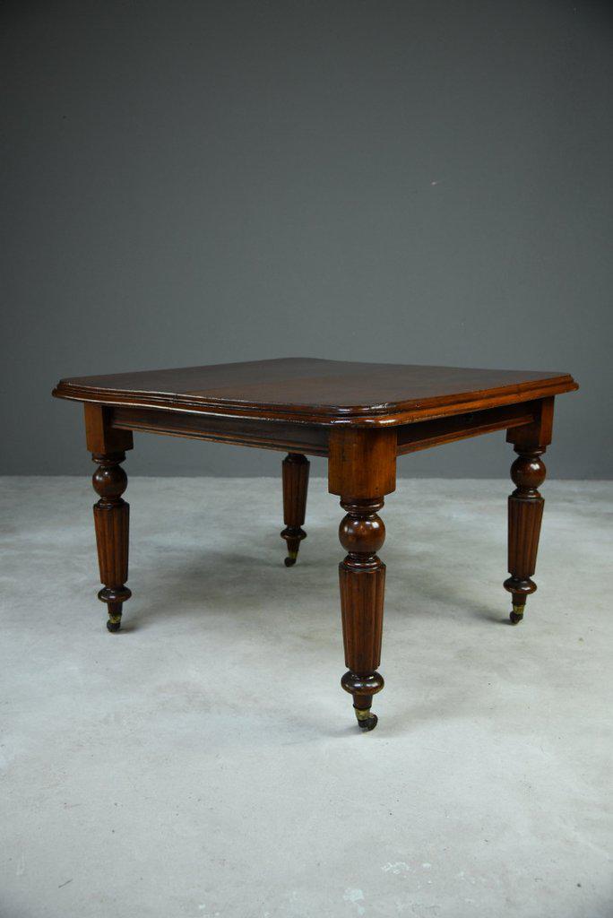 Antique Mahogany Extending Dining Table (1 of 8) Antique Mahogany Extending Dining Table (1 of 8)