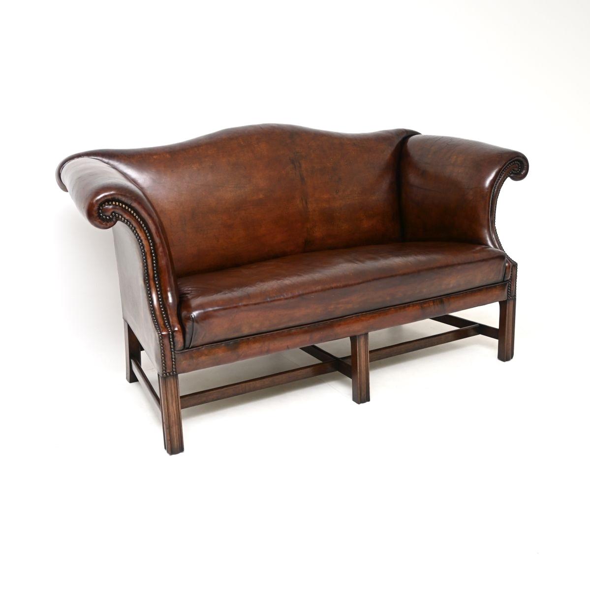 1920s Settee - main image