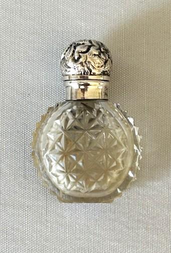 Petite Victorian Silver & Cut Glass Scent Bottle (1 of 6)