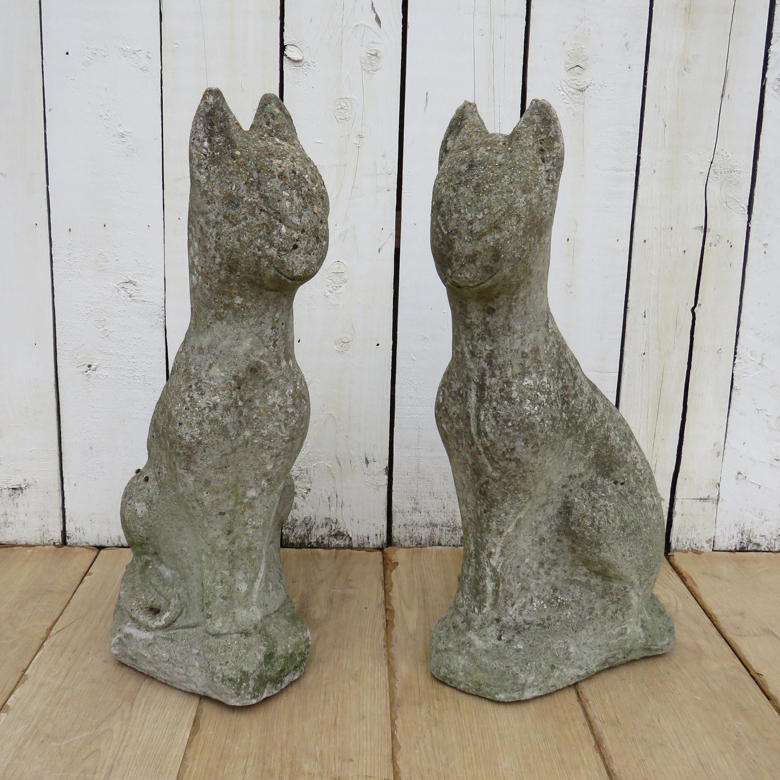 Pair of Vintage Weathered Garden Cat Ornaments (1 of 8) Pair of Vintage Weathered Garden Cat Ornaments (1 of 8)