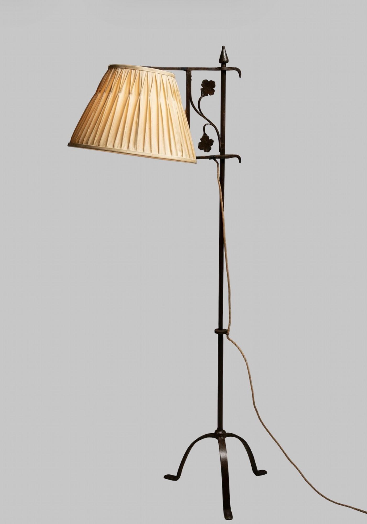 A Very Nice Wrought Iron Standard Lamp with Adjustable Arm (1 of 7) A Very Nice Wrought Iron Standard Lamp with Adjustable Arm (1 of 7)