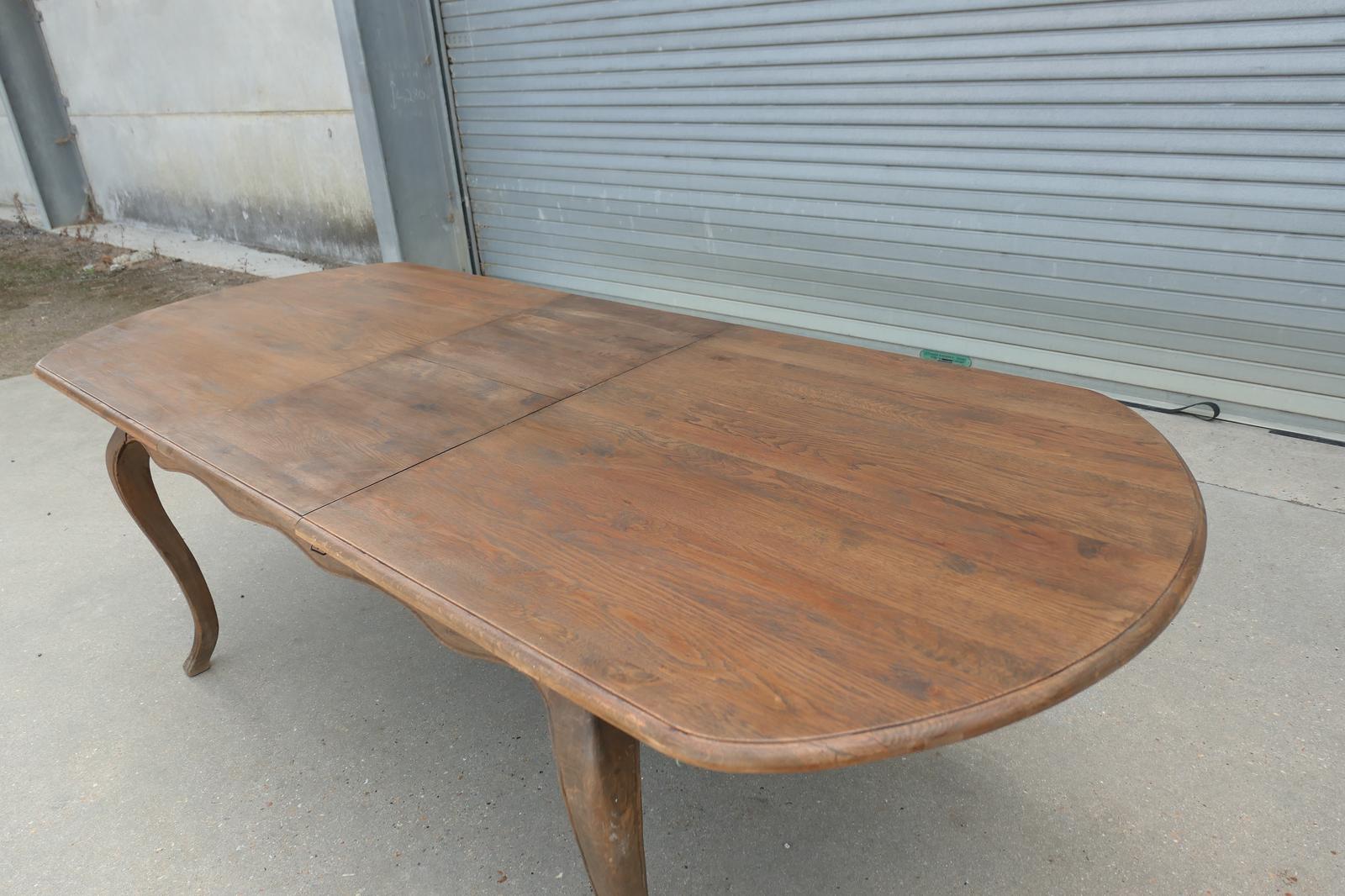 A Large French Elm Extending Dining Table (1 of 6)