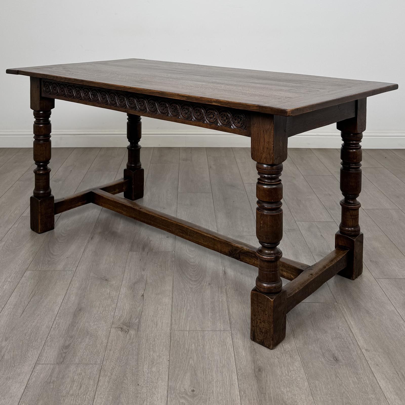 Antique 20th Century Fine Quality Carved Oak Dining Table (1 of 6) Antique 20th Century Fine Quality Carved Oak Dining Table (1 of 6)