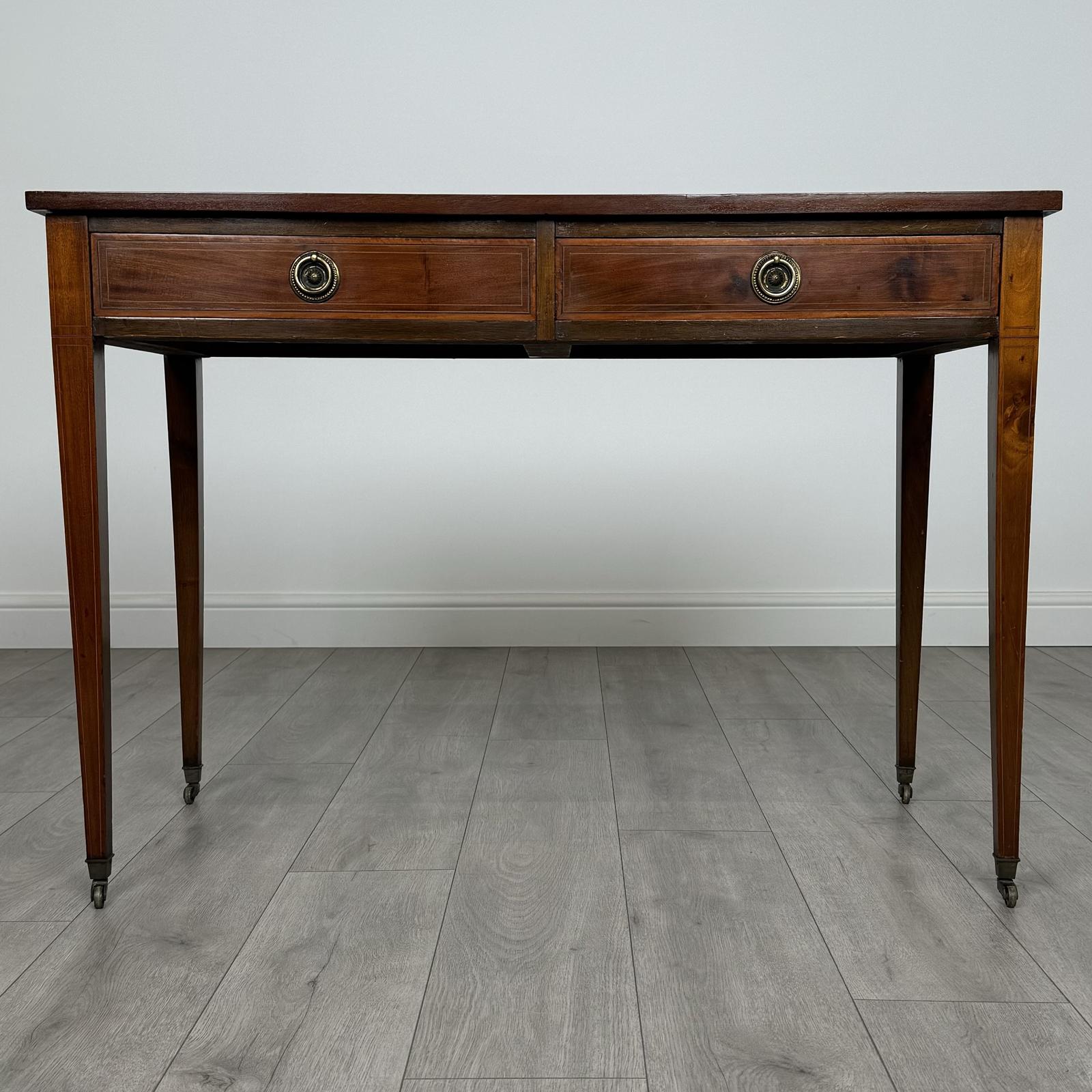 Antique 20th Century Writing Table In Mahogany (1 of 11) Antique 20th Century Writing Table In Mahogany (1 of 11)
