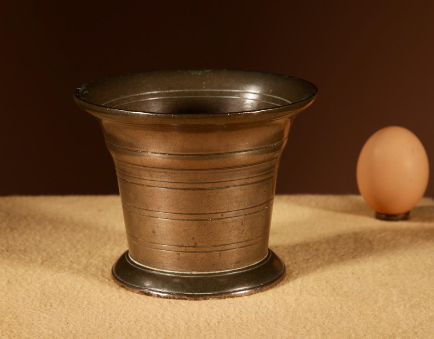 Original Bronze Mortar Dutch c.1700 (1 of 6)