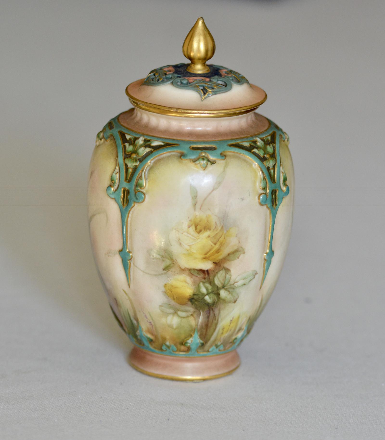 Late 19th Century Hadley Worcester Vase & Cover Painted with Yellow Roses (1 of 9)