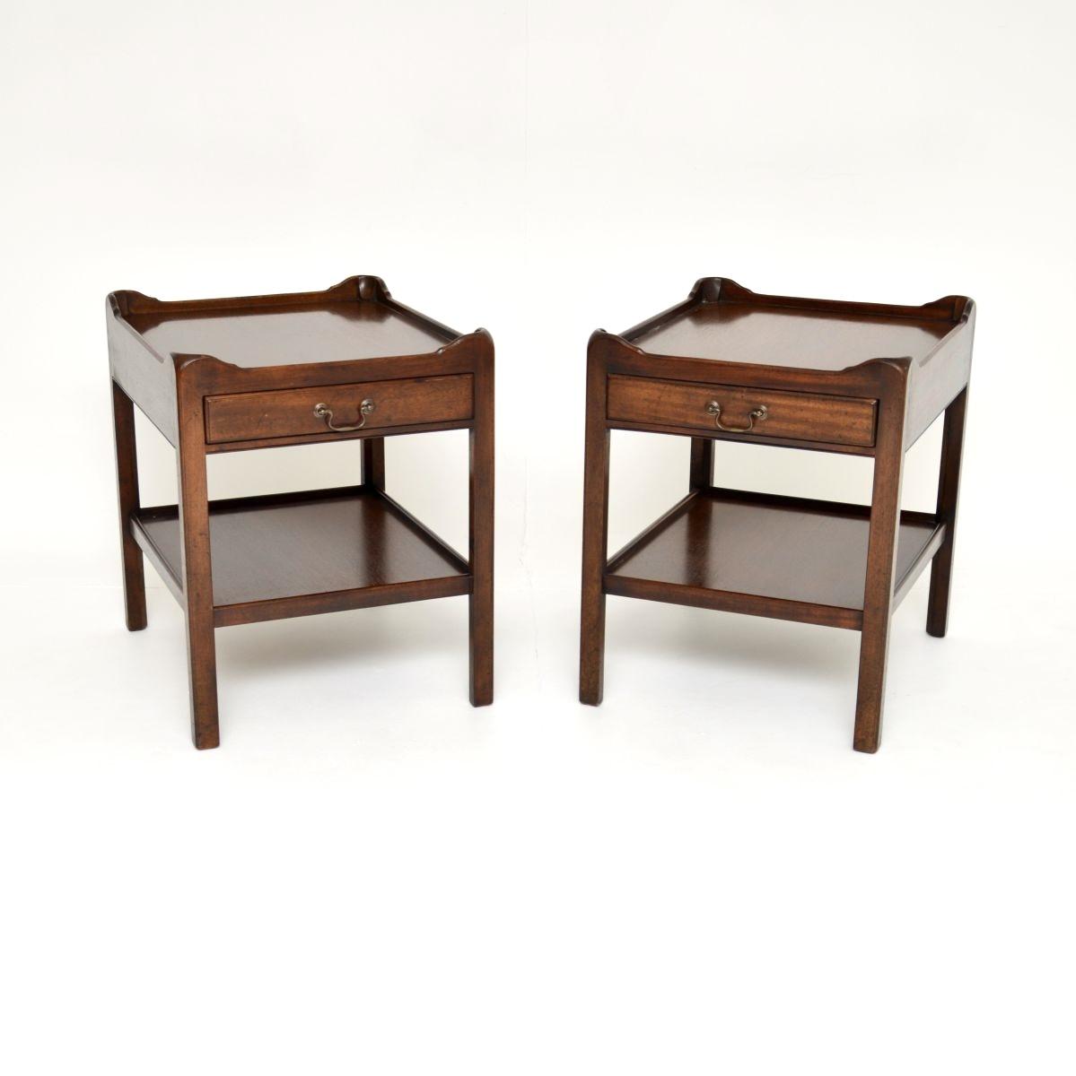 Pair of Antique Georgian Style Mahogany Side Tables (1 of 10)