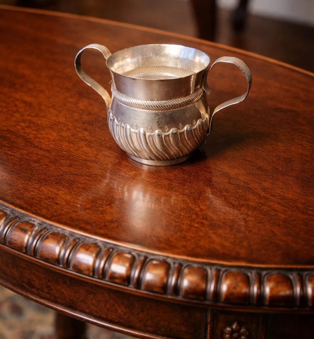 1711 Queen Anne Britannia Standard Silver Antique Porringer (1 of 10) 1711 Queen Anne Britannia Standard Silver Antique Porringer (1 of 10)