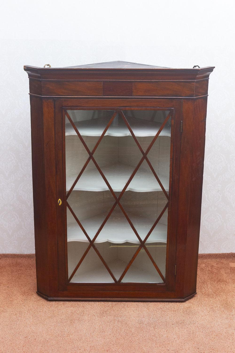 Very Pretty 18th Century Hanging Corner Cabinet (1 of 11) Very Pretty 18th Century Hanging Corner Cabinet (1 of 11)