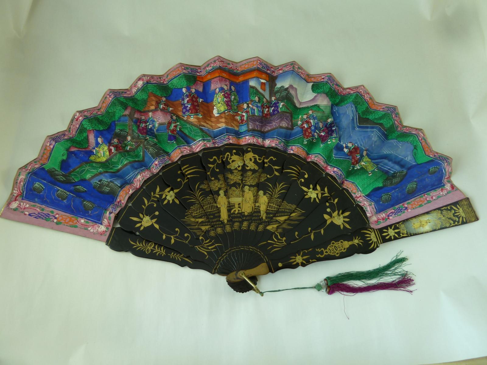 Chinese Export Hand Fan Manderin Thousand Faces Black Lacquer Canton (1 of 8)