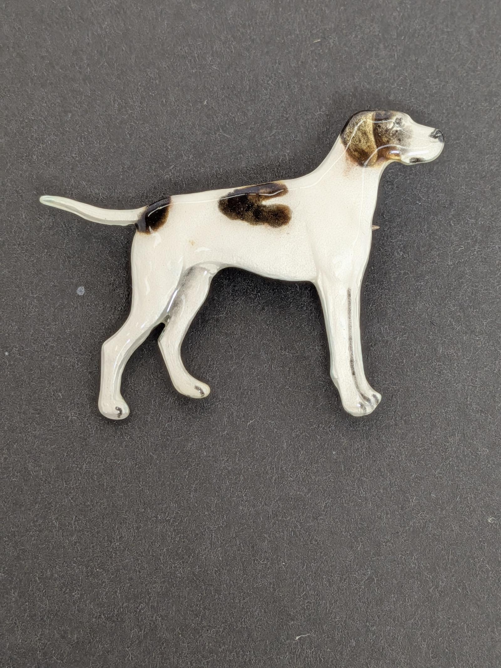 English Pointer Dog Brooch (1 of 5) English Pointer Dog Brooch (1 of 5)