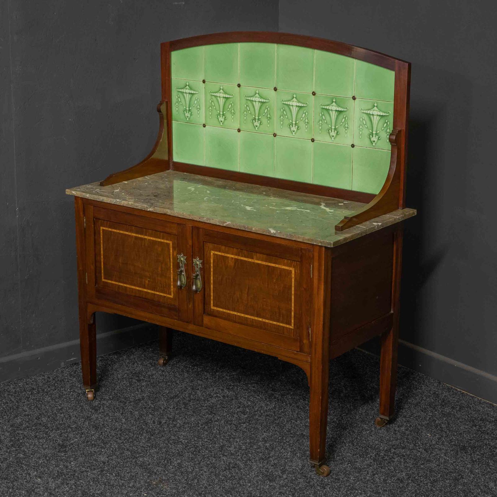 Edwardian Mahogany Washstand (1 of 13)