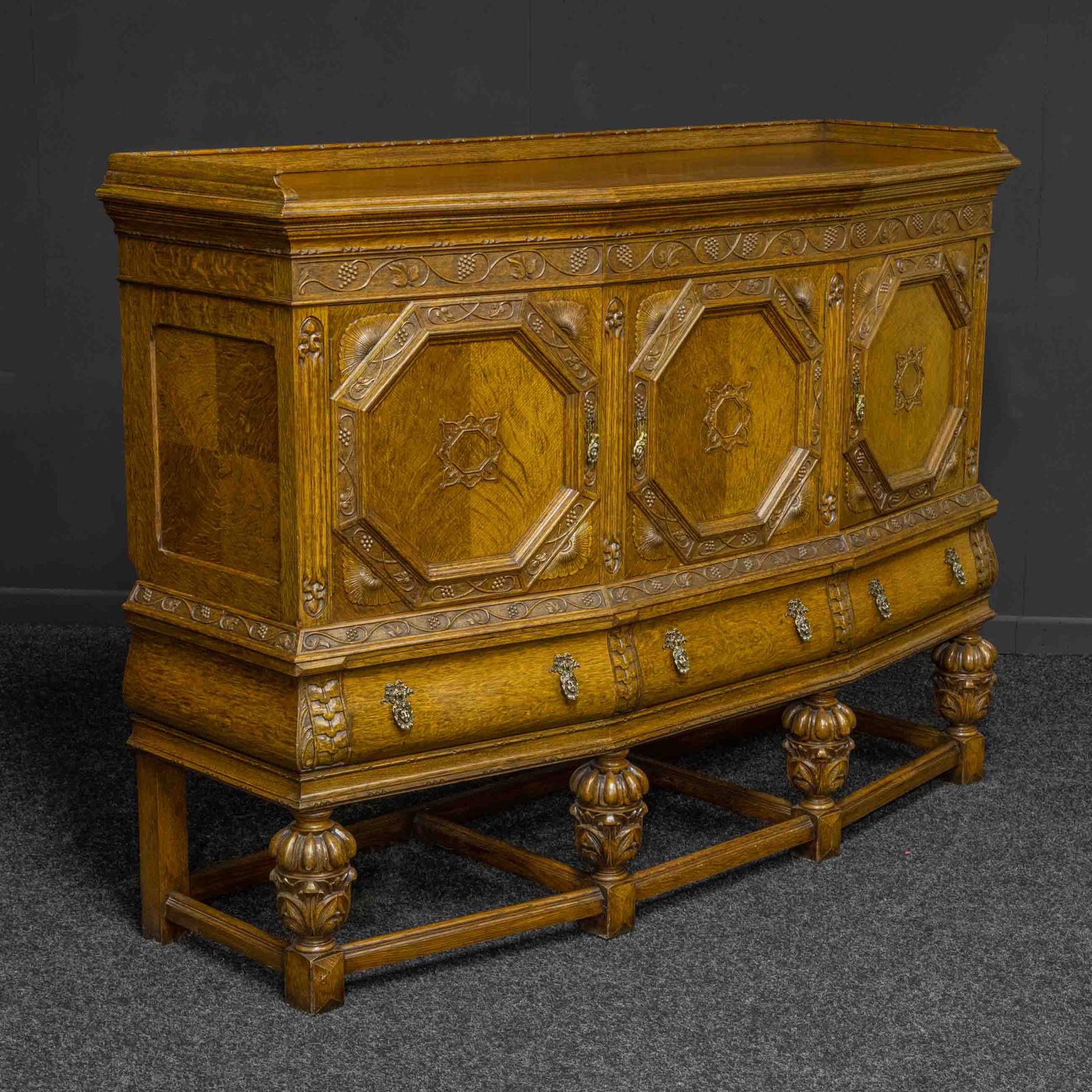 Carved Oak Side Cupboard (1 of 12)