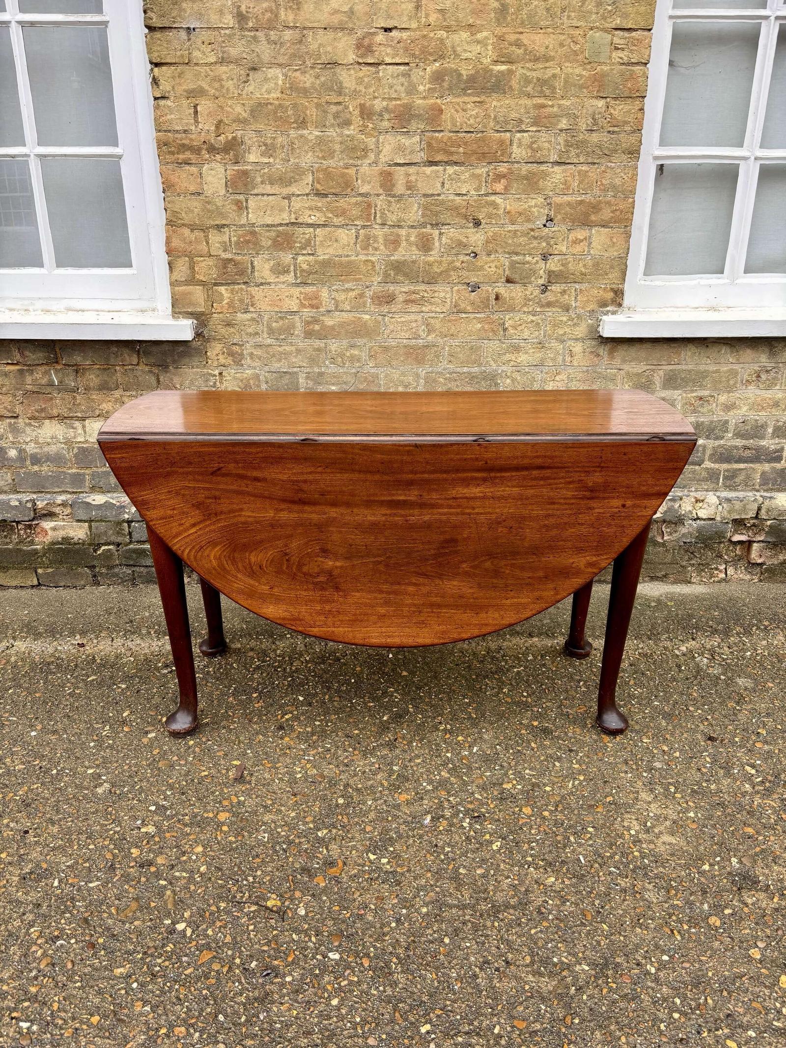 George II Walnut Drop-Leaf Table on Club Feet (1 of 7)