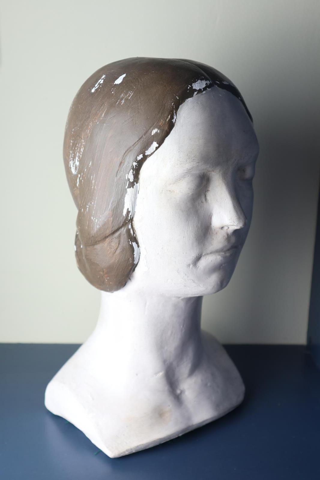 Large expressionist sculpture female plaster bust c.1930/40s (1 of 19)