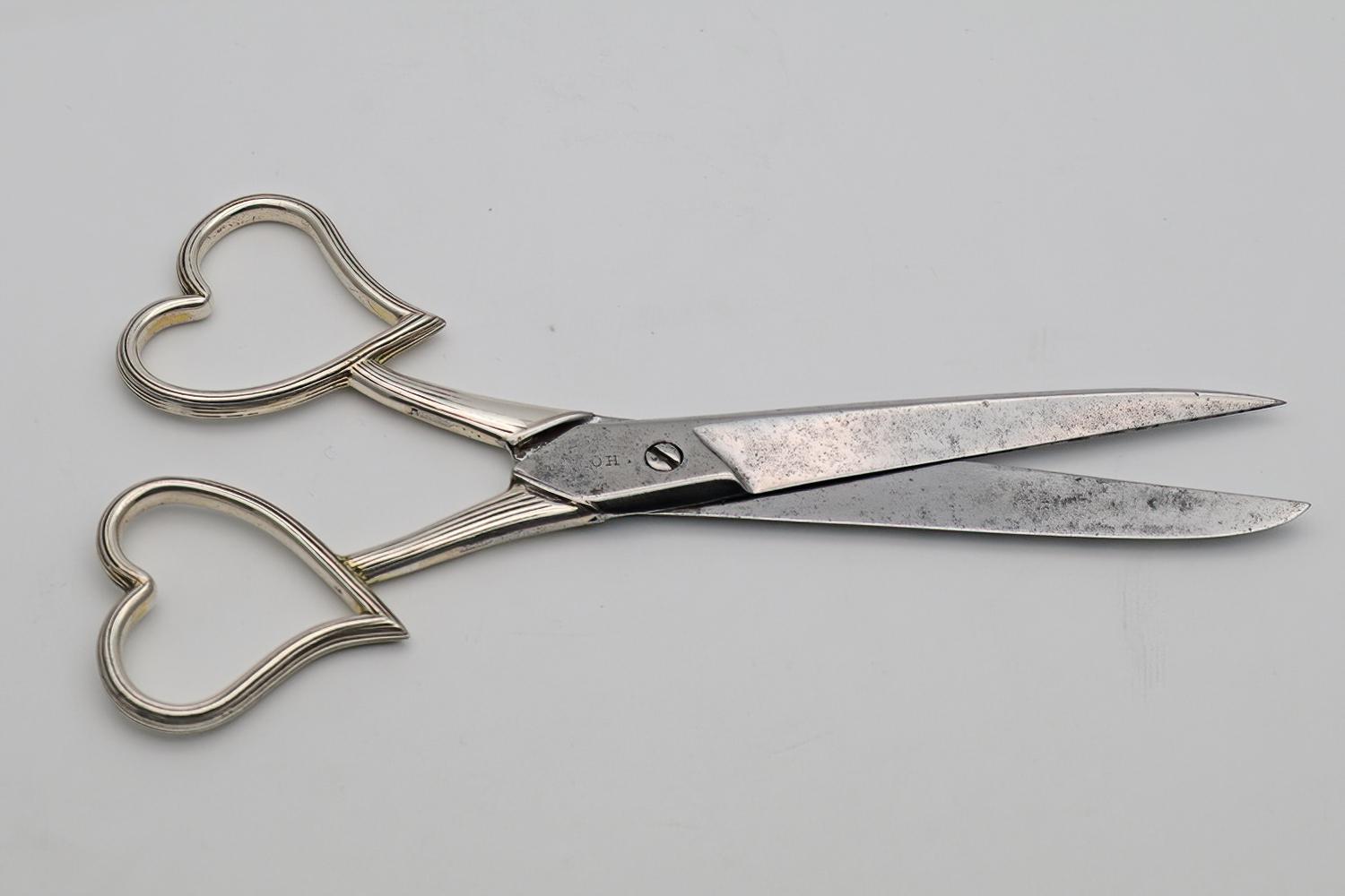 Rare Victorian ‘Witch’ Scissors (1 of 3) Rare Victorian ‘Witch’ Scissors (1 of 3)