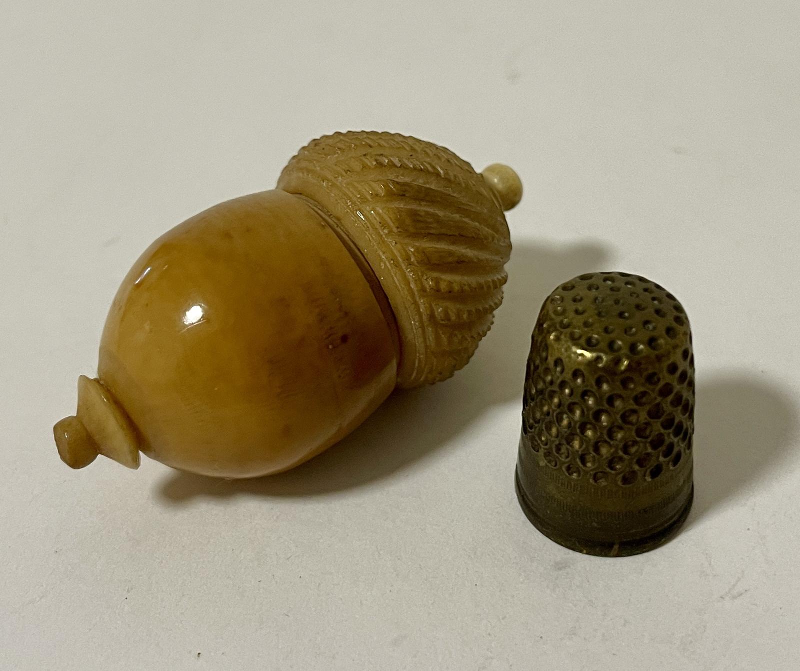 Antique Carved Acorn Thimble Holder (1 of 7)