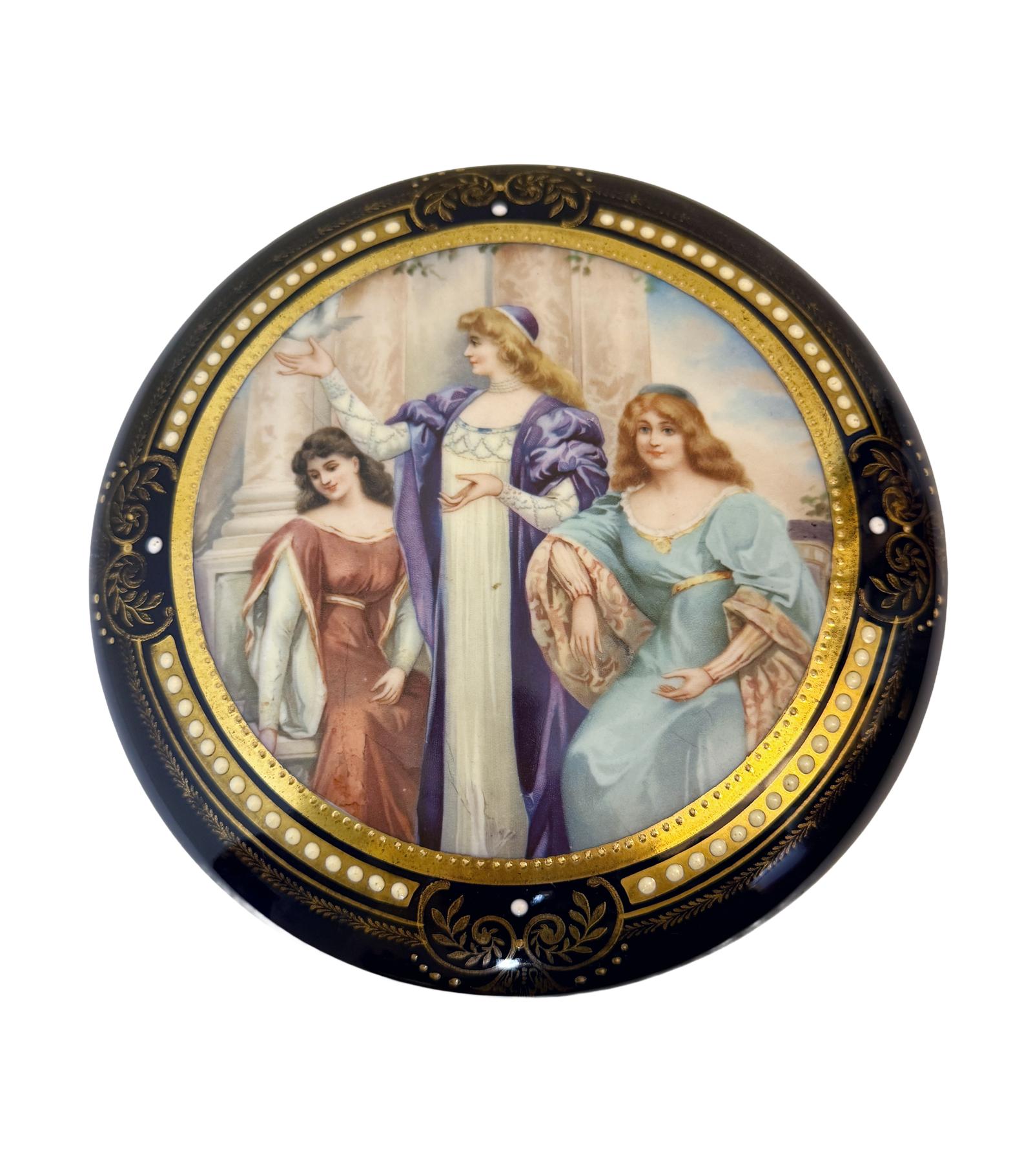 Antique French Hand Painted Blue Porcelain Round Box with Gilt Detailing (1 of 8) Antique French Hand Painted Blue Porcelain Round Box with Gilt Detailing (1 of 8)