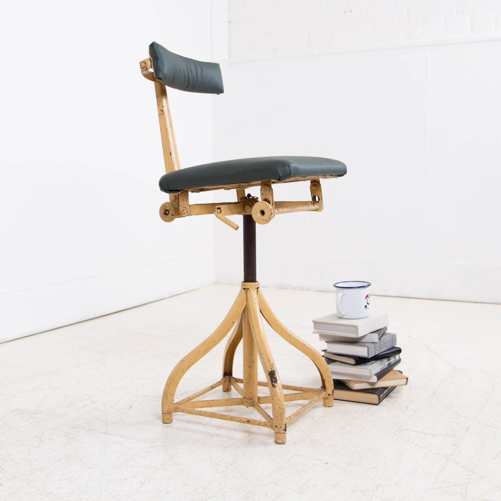 1940s Swivel Workshop Chair by Leabank (1 of 14)