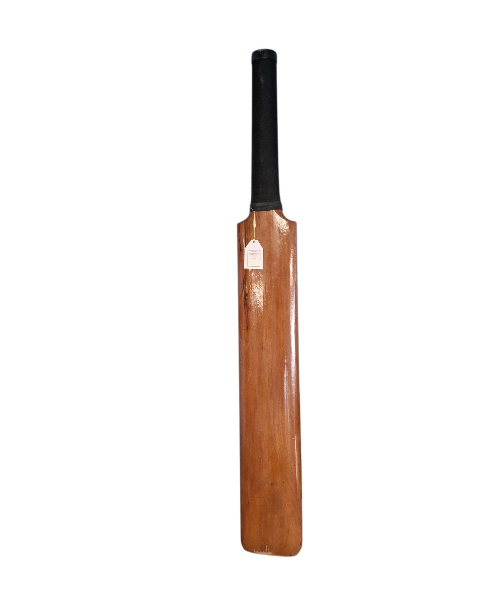 Rare Extra Large Retro Willow Wood Cricket Bat (1 of 2)