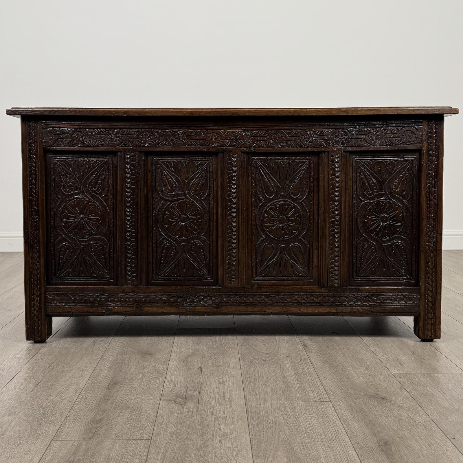 Antique 18th Century Good Quality Carved Oak Coffer (1 of 10)