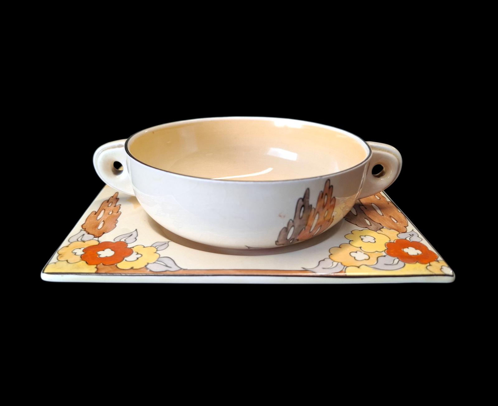 Scarce Clarice Cliff Soup Bowl & Saucer (1 of 3)