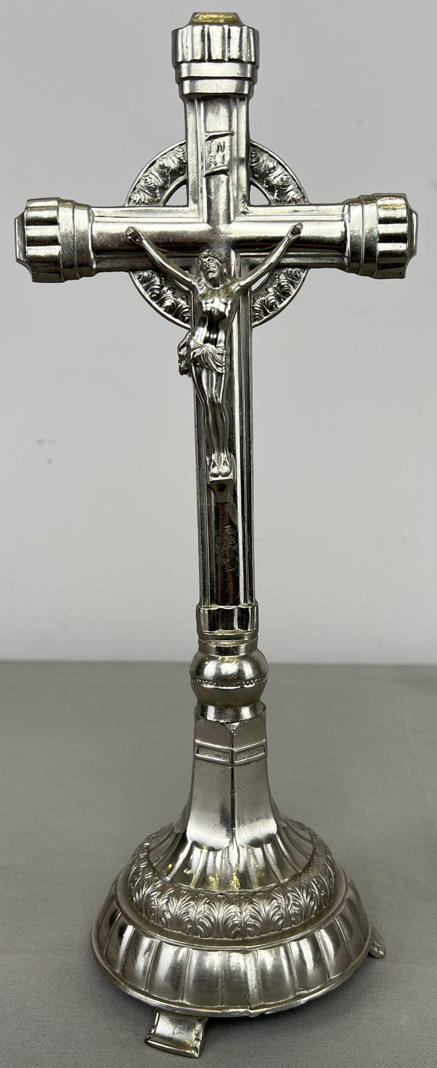 Crucifix Vintage French Style Metal Ornate Religious Cross (1 of 11) Crucifix Vintage French Style Metal Ornate Religious Cross (1 of 11)