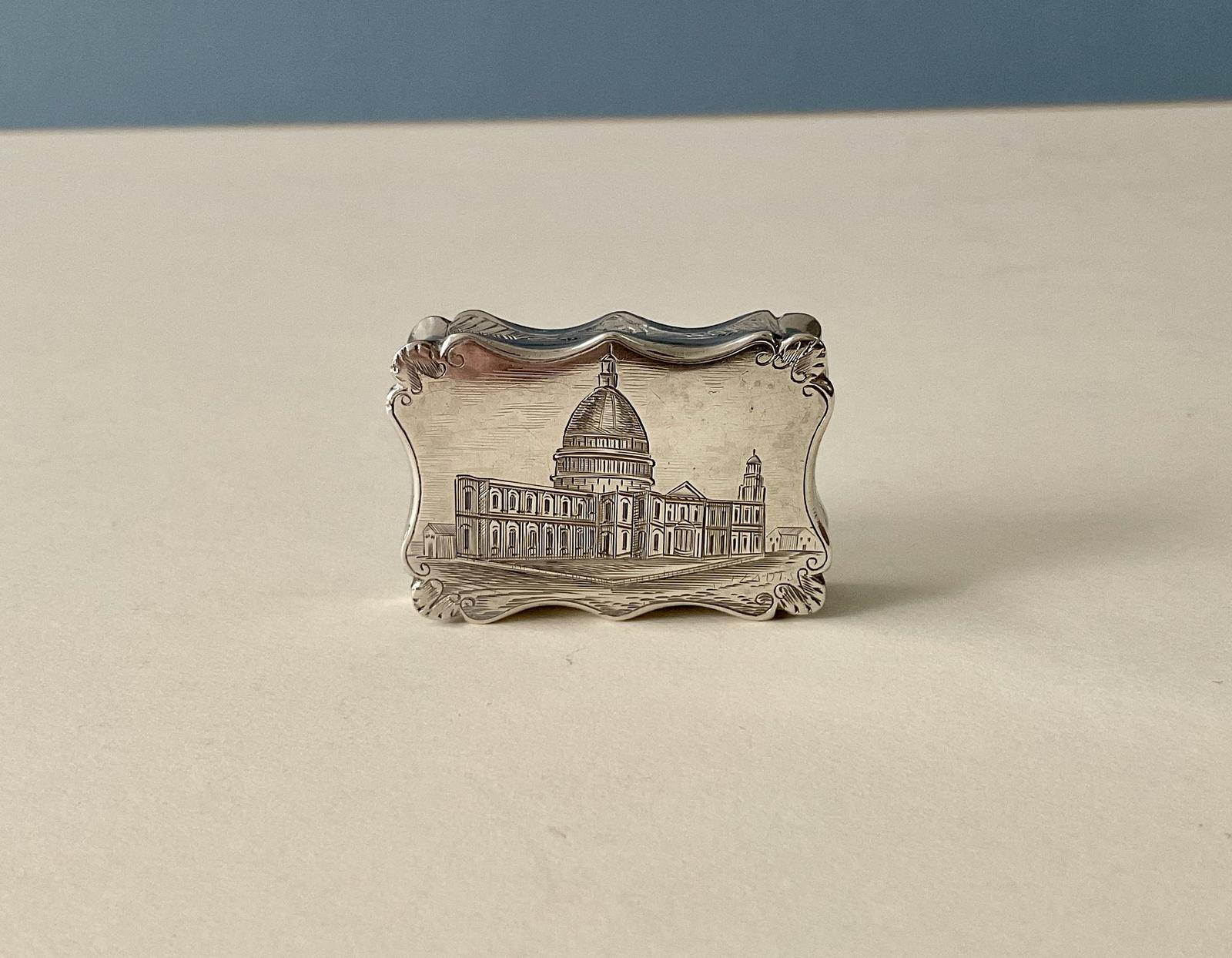 Antique Silver Castle Top Vinaigrette (1 of 13)