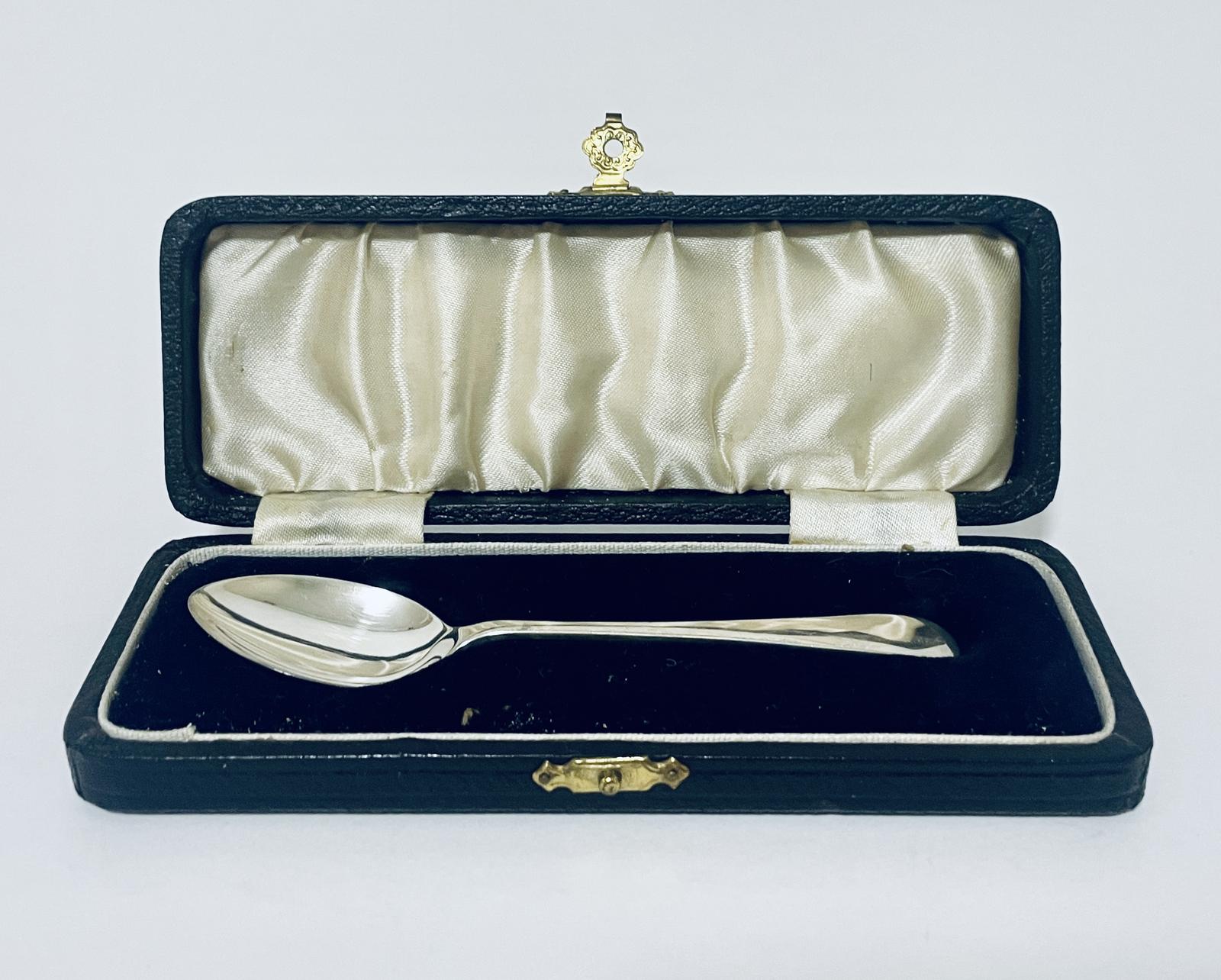 Silver Christening Spoon in Box (1 of 10) Silver Christening Spoon in Box (1 of 10)