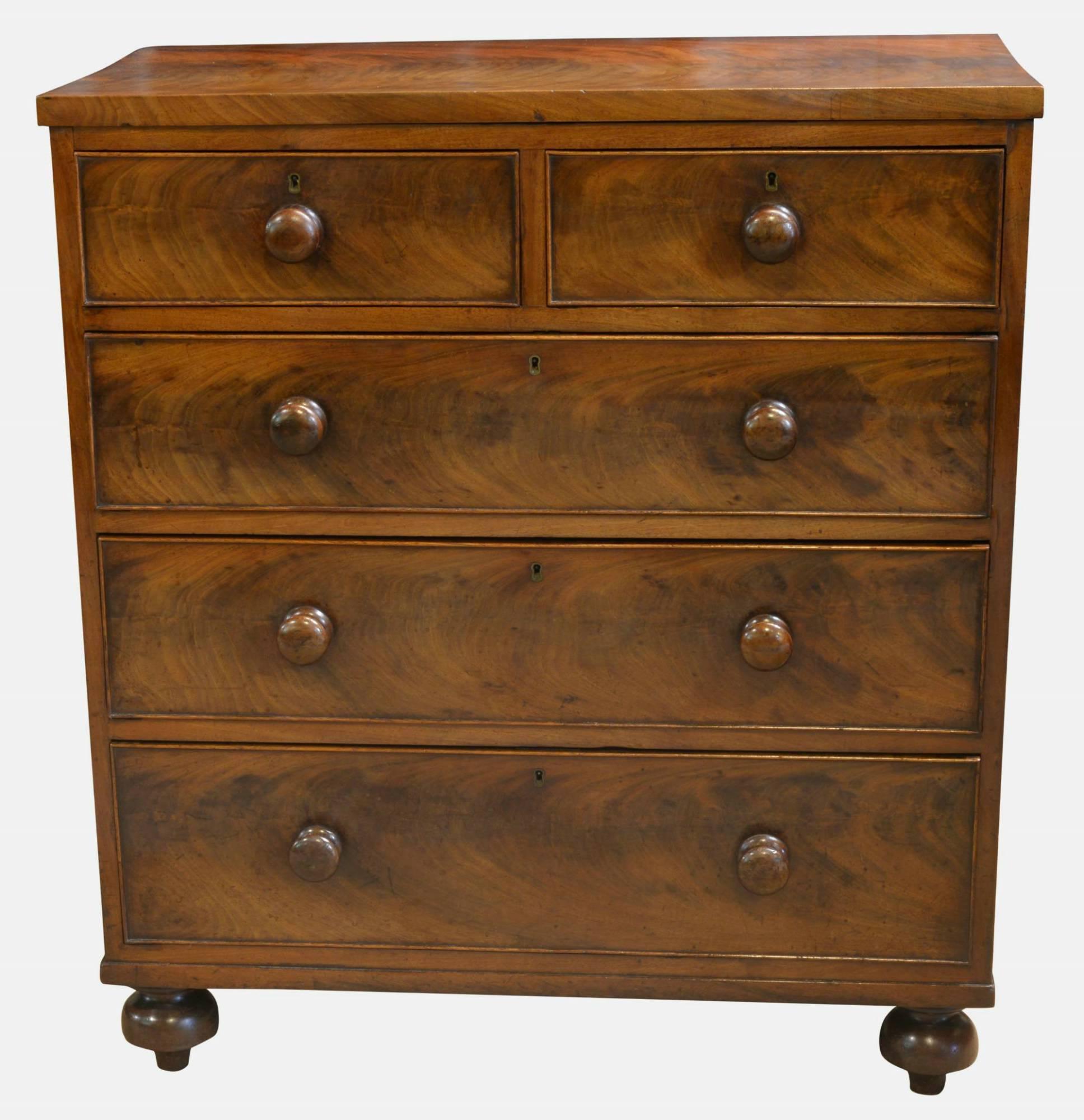 Small 19th Century Mahogany Chest of Drawers c.1830 (1 of 1) Small 19th Century Mahogany Chest of Drawers c.1830 (1 of 1)