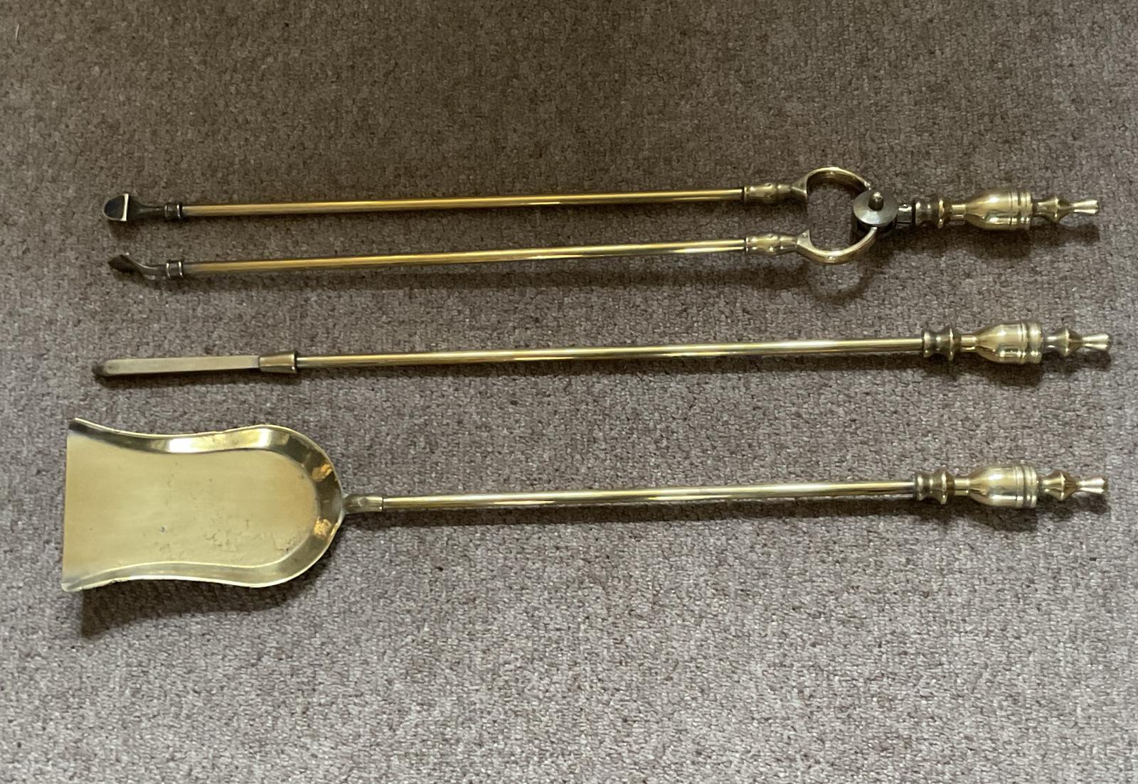 Set of Early 20th Century Brass Fire Irons (1 of 1)