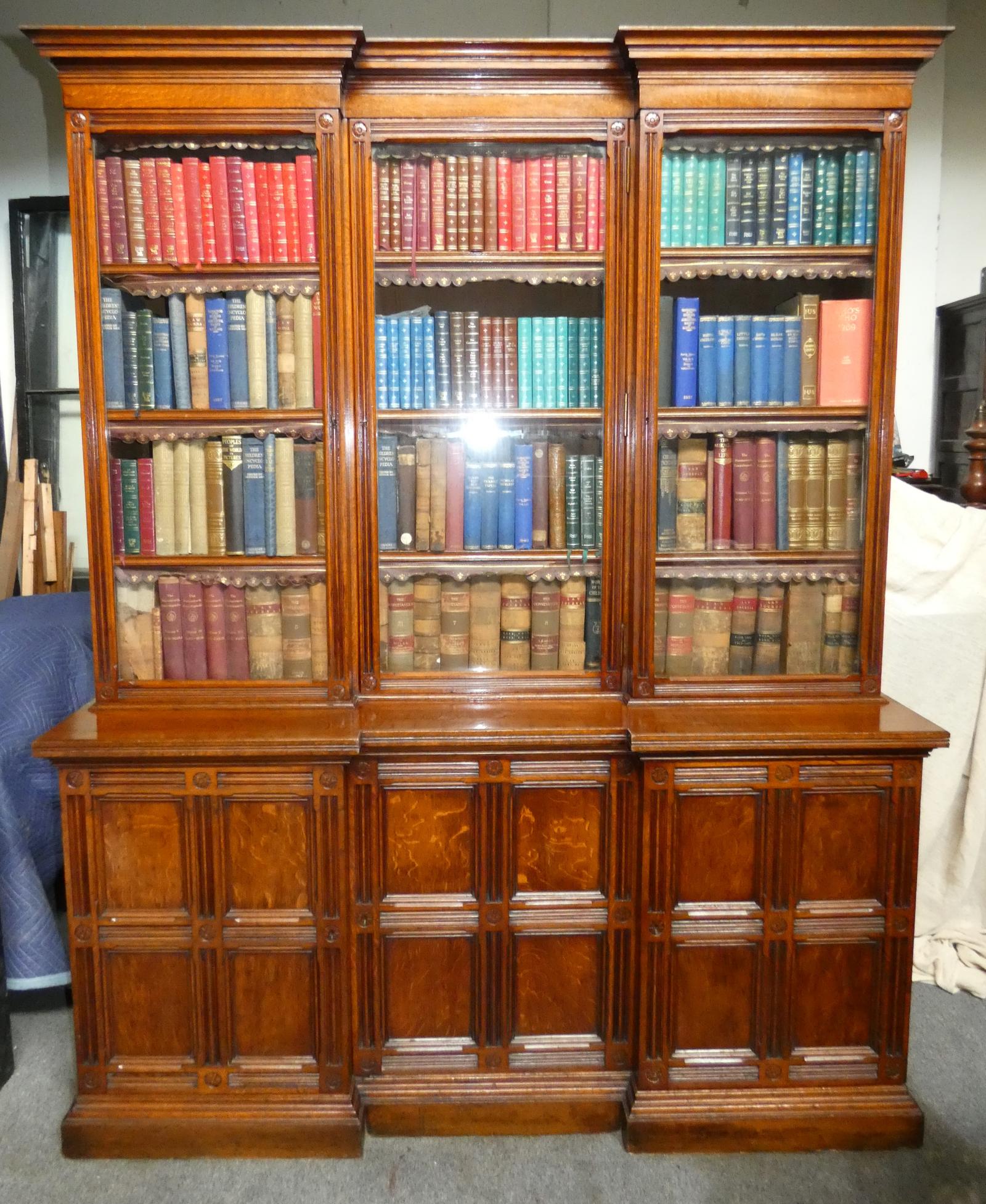 Oak Bookcase.... (1 of 9) Oak Bookcase.... (1 of 9)