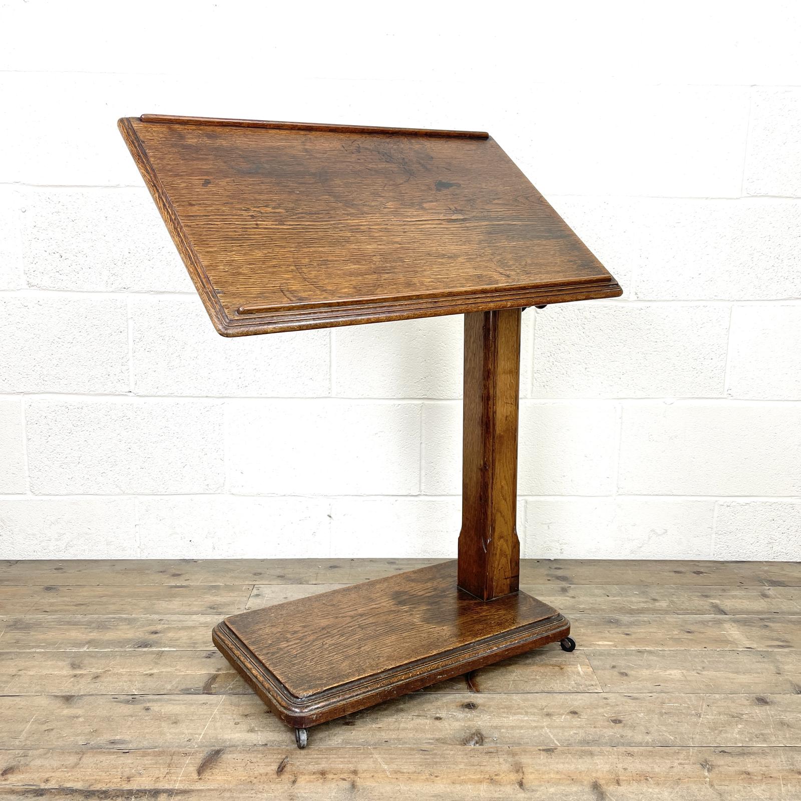 Antique Oak Reading Stand M2782 / LA390746