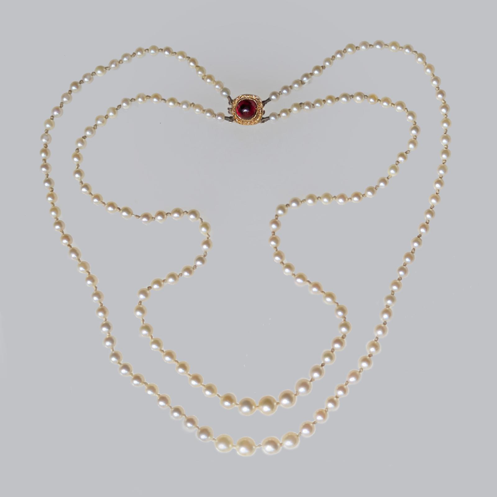 1950s Cultured Pearl Necklace, Double Strand Pearls with Tested 9ct Gold Garnet Clasp (1 of 10) 1950s Cultured Pearl Necklace, Double Strand Pearls with Tested 9ct Gold Garnet Clasp (1 of 10)